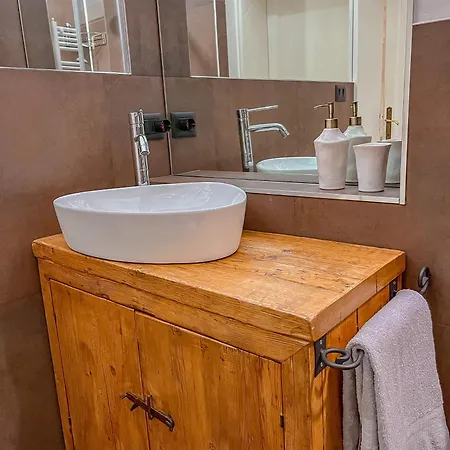 Al Teatro Апартаменты Верона